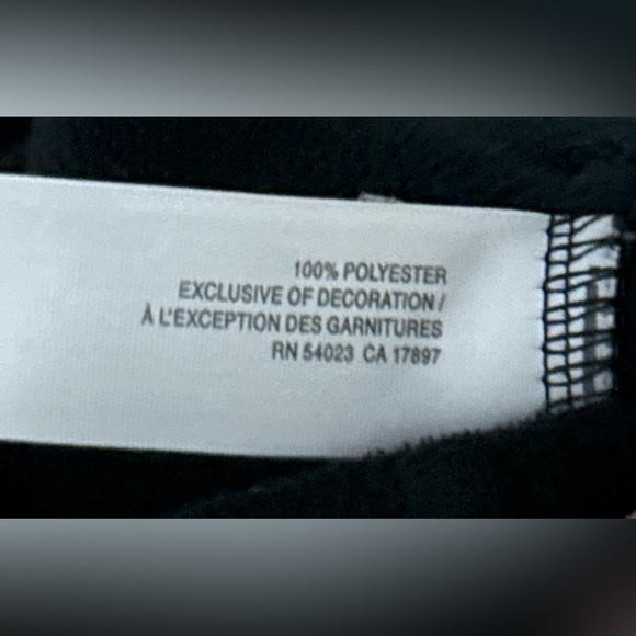 Old Navy: Youth Fleece Long Sleeve Top- Size Large - Picture 6 of 6